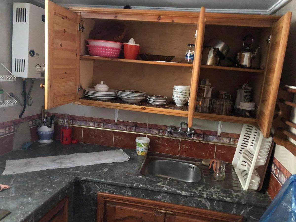 شقة توجد وسط مدينة طنجة و تتوفر على كامل التجهيزات الضرورية خاصةبالعائلات Esterno foto