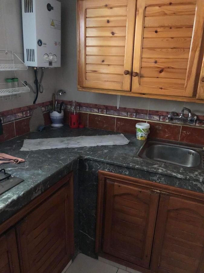 شقة توجد وسط مدينة طنجة و تتوفر على كامل التجهيزات الضرورية خاصةبالعائلات Esterno foto